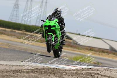 media/May-26-2025-Lets Ride (Mon) [[3bf1de1d65]]/B Group/1220pm (Wheelie Bump)/